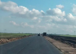 Как сейчас выглядит самый проблемный участок трассы Энергодар-Мелитополь, показал мэр Пухов