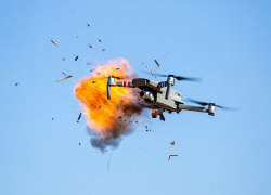 Обломки сбитого БПЛА упали на детский сад и пожарную часть в Бердянске