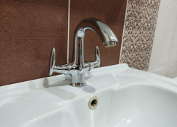 Тысячи бердянцев временно останутся без воды из-за аварии на водопроводе 