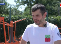 Запорожский чиновник-спортсмен пробежал марафон “Белые ночи” в Санкт-Петербурге