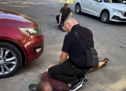 Мужчину ударили по голове и ограбили в Запорожье