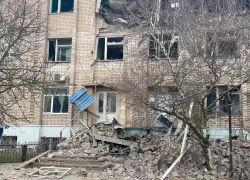 Последствия ночного удара ВСУ по зданию почты в Приморске показал губернатор Балицкий