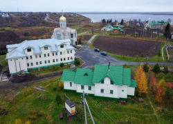 Кимаковский: ВСУ хотят обвинить Россию в подрыве женского монастыря и храмов в Терноватом