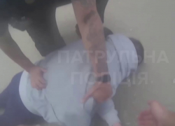 В Запорожье у мужчины прямо на улице случился приступ эпилепсии