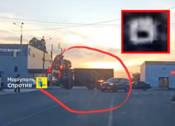 Колонны грузовиков ВС РФ с новым тактическим знаком заметили в районе Бердянска