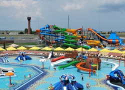 Дороже, чем в Крыму: запорожцев возмутили цены в аквапарке под Мелитополем