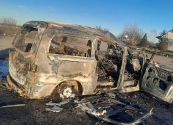 Один человек погиб, один пострадал после удара ВСУ по машине волонтеров в Черниговском округе