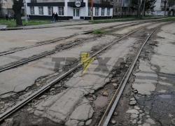Ужасное состояние дорог наглядно показали жители города Запорожье