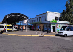 Обломки дронов ВСУ нашли  у автовокзала после ночной атаки на Бердянск