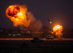 Взрывы раздались в Запорожье на фоне сообщений об ударах авиабомб по объектам ВСУ