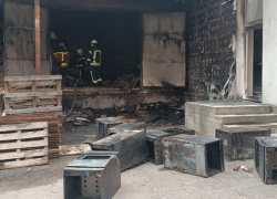 В Запорожье из-за непотушенной сигареты загорелся склад