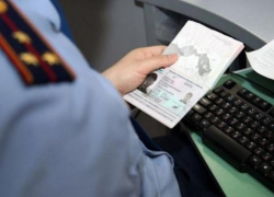 Запорожец заплатит 150 000 рублей штрафа за армянина-нелегала в своей квартире 