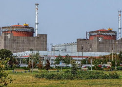 Пожар вспыхнул после артобстрела ВСУ возле топливных складов Запорожской АЭС