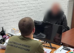 «Топором по затылку, молотком в лоб»: запорожец на камеру признался в пьяном убийстве знакомого 