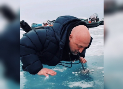 «Лизать не буду»: запорожский актер Гоша Куценко попробовал на вкус Байкал, посмеявшись над SHAMAN