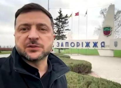 Зеленский срочно приехал в Запорожье -  город готовят к сдаче ВС РФ 