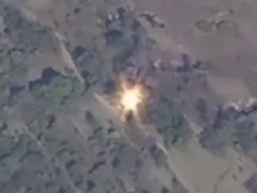 Росгвардия уничтожила дронами блиндаж и гаубицу ВСУ в запорожском лесу