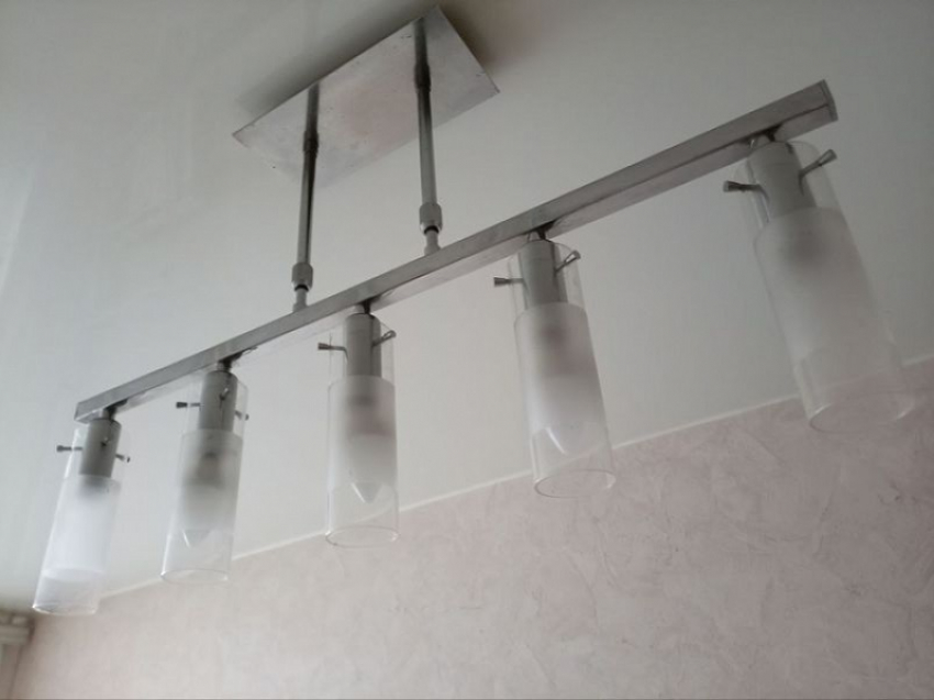 Названы адреса, где отключат свет в семи округах Запорожской области 11 марта