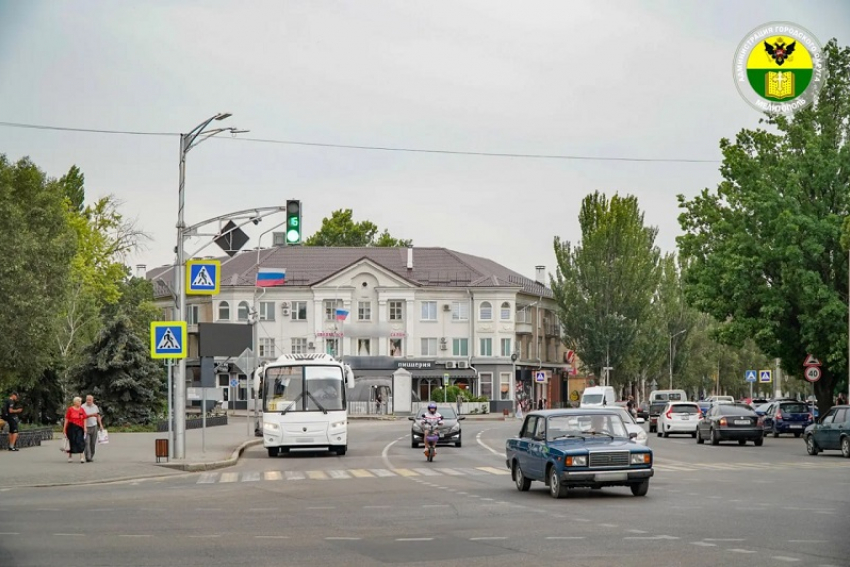 Где в Мелитополе зарядить телефон и набрать воду во время блэкаута