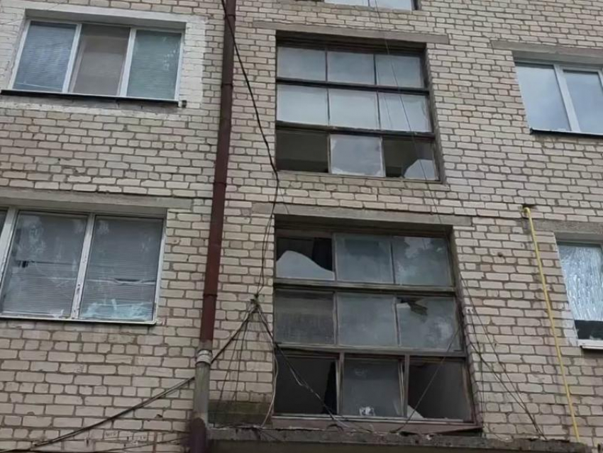 Появились кадры с места удара по Днепрорудному