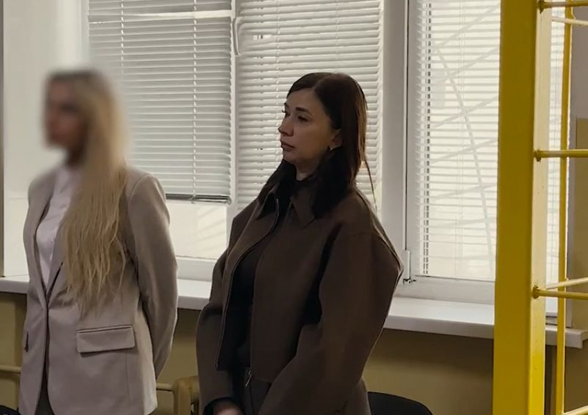 За массовое отравление посетителей осудили директора кафе в Мелитополе