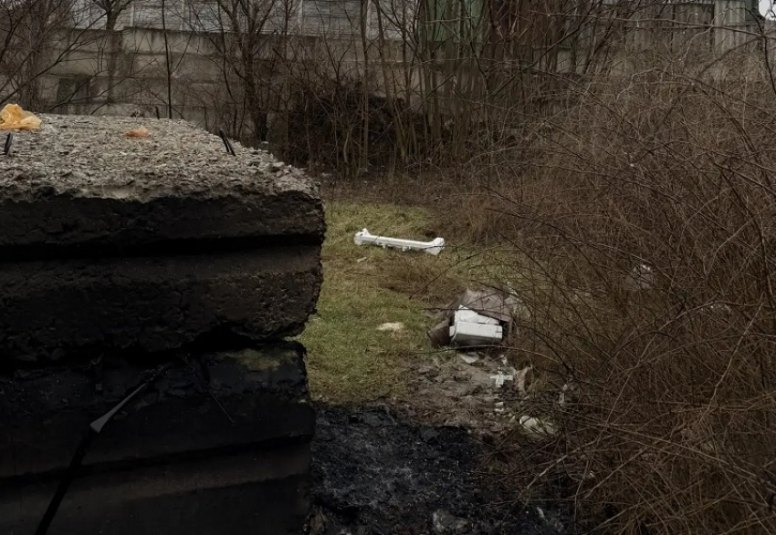 52-летний мужчина загадочно погиб в огне возле частного дома в Мелитополе