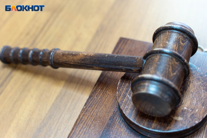Мужчина из Мелитополя попал под дело за нелегальную торговлю сим-картами