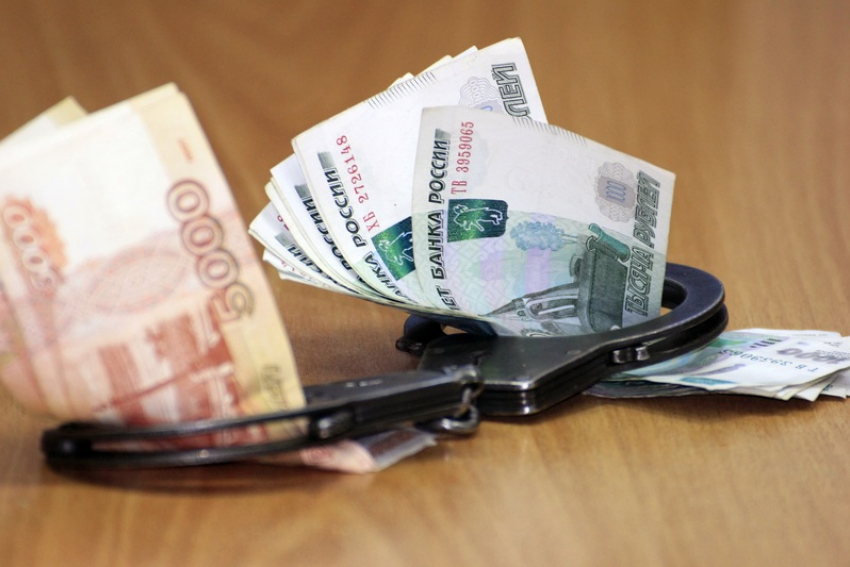 Подростки по указке кураторов украли более 1,6 млн рублей у жителей Бердянска