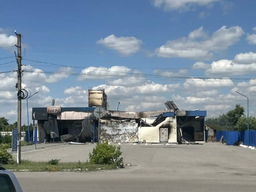 ВСУ сожгли супермаркет «Мера» в Каменке-Днепровской