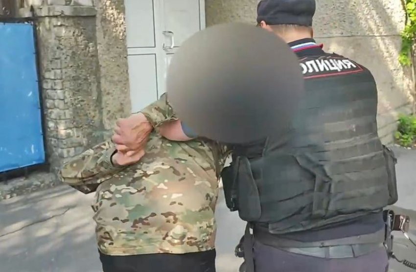 Мужчина пришел в полицию с повинной после нападения на знакомого в Бердянске