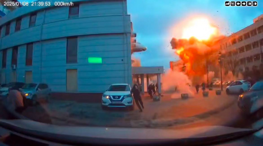 Появилось новое видео удара по заводу «Мотор-Сич» в Запорожье