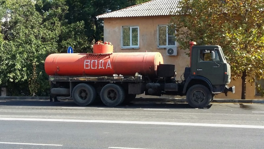 Подвоз воды организовали в Мелитополе в период блэкаута