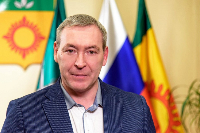 Мэр Энергодара Пухов показал, как его поздравили с Днём отца 