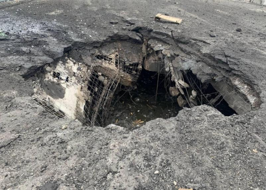 Балицкий показал последствия удара ВСУ по запорожскому участку трассы «Харьков-Ялта"