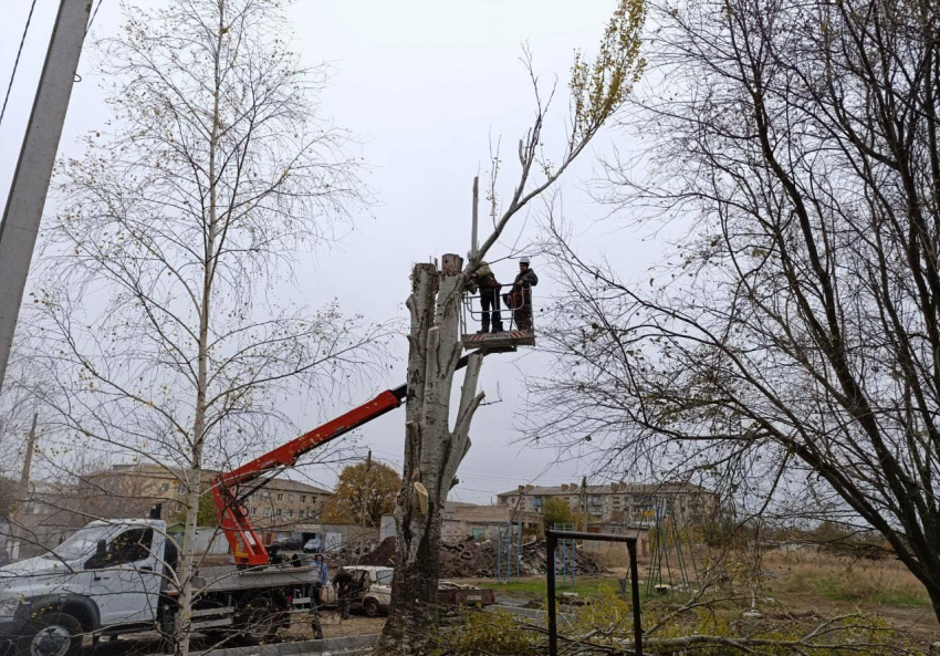 Бригада из Кирова благоустроит пять дворов в Запорожской области 