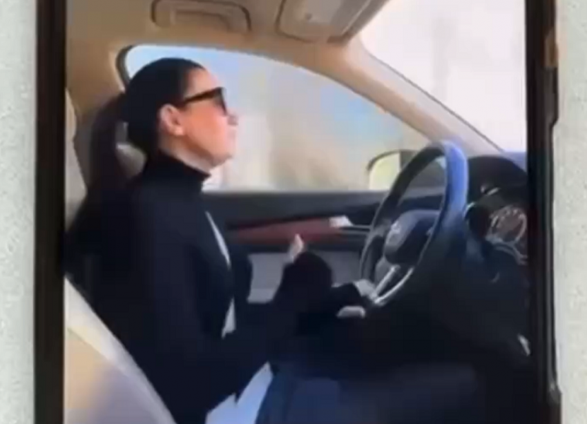 Сотрудницу прокуратуры в Запорожье «наказали» увольнением из-за видео с русской музыкой