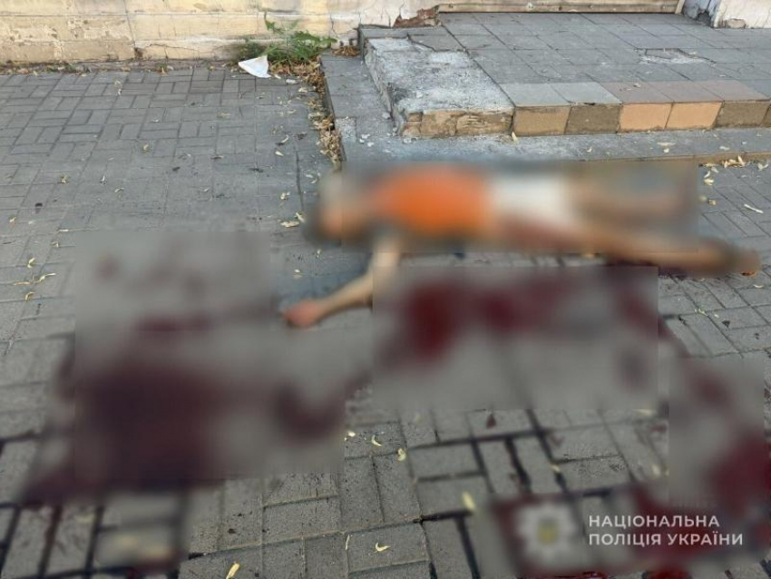 Пьяный мужчина зарезал обидчика ножом и сбежал в Запорожье