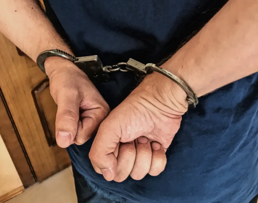 За перевод на нужды ВСУ 2107 рублей отправится на 12 лет в тюрьму житель Днепрорудного