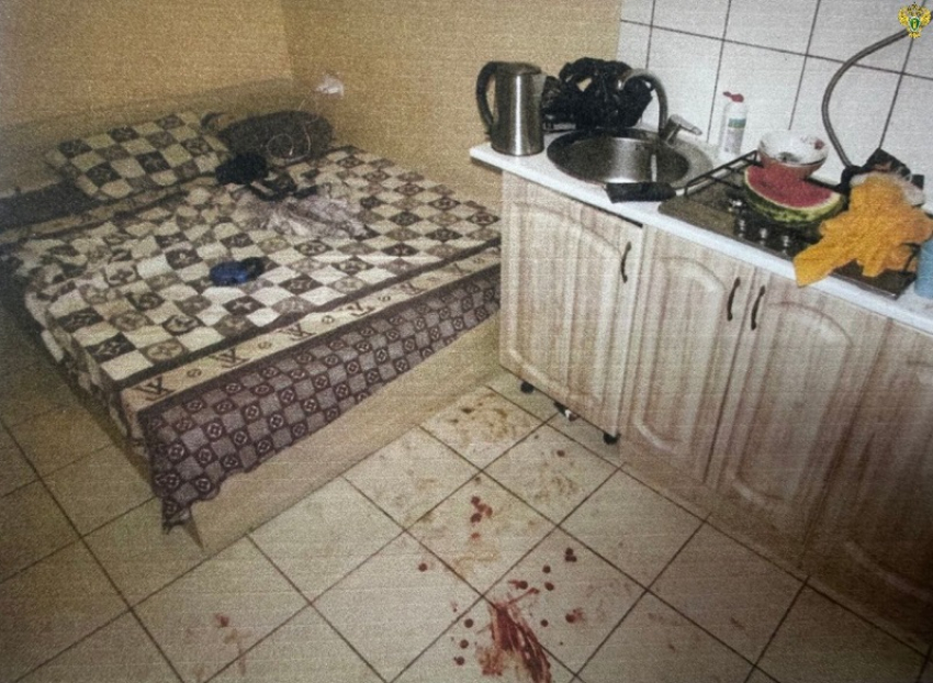 Появились фото из бердянского отеля, где жительница ДНР заколола ножом обидчика своего мужа