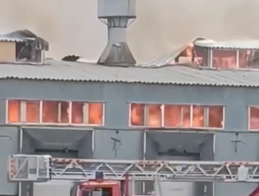 ВС РФ ударили по ликеро-водочному заводу «Хортица» в Запорожье
