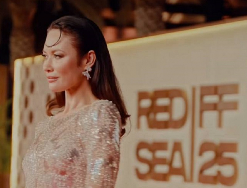 В каких нарядах звезда Голливуда из Бердянска покорила красную дорожку в Саудовской Аравии