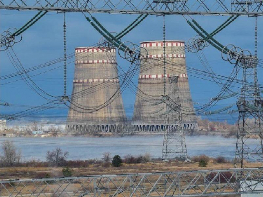 «Тревожная ночь»: на Запорожской АЭС сделали заявление после ночного обстрела Энергодара
