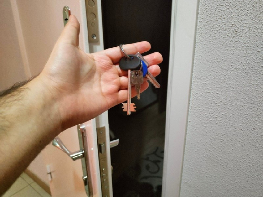 Жители Запорожья начали массово продавать квартиры и дома за бесценок