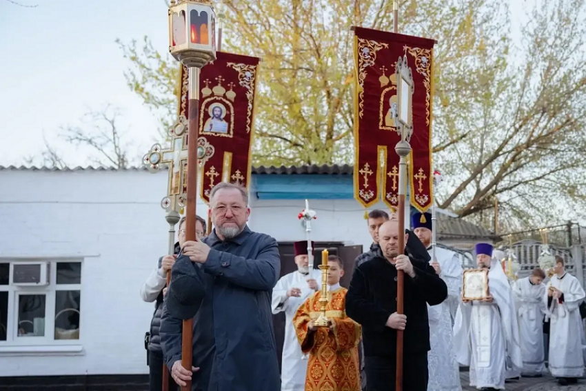 Частица Благодатного огня из Иерусалима прибыла в Запорожскую область