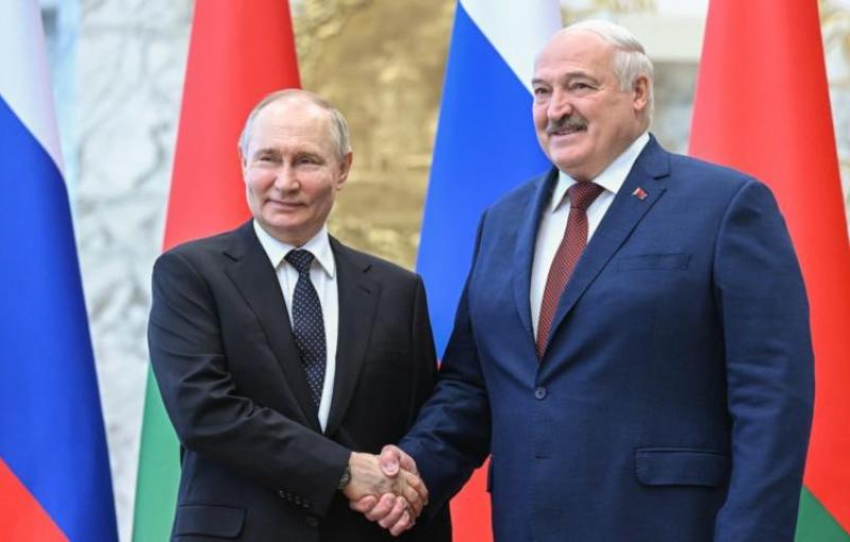 Новости СВО: РФ ударит по Киеву из Беларуси, отказ от Запорожья и прорыв штурмовиков на новые рубежи