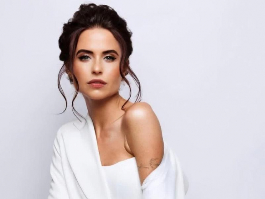 Актриса из Бердянска Мирослава Карпович отреагировала на слухи о свадьбе с коллегой по театру