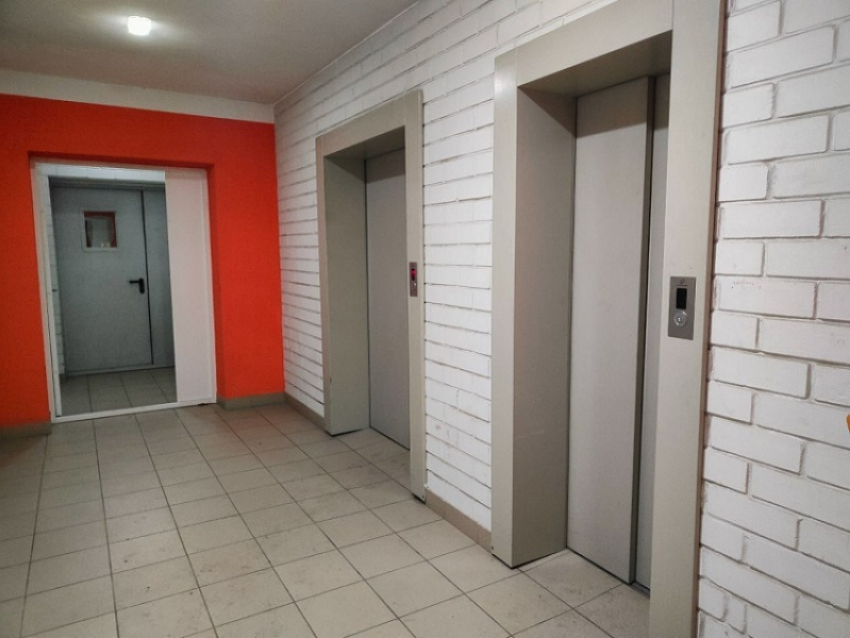 Жители Днепрорудного потребовали запуска лифтов после отключений света